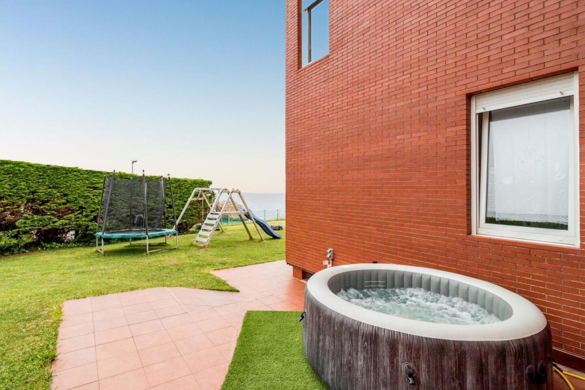 Spacious House With Sea View In Liencres + Jacuzzi Exterior photo